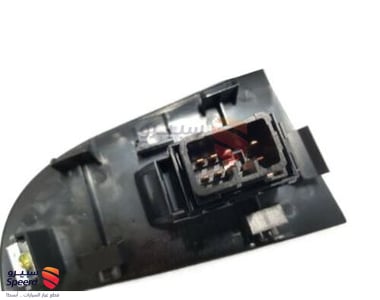 زر تحكم زجاج خلفي يمين - 935802H1007U